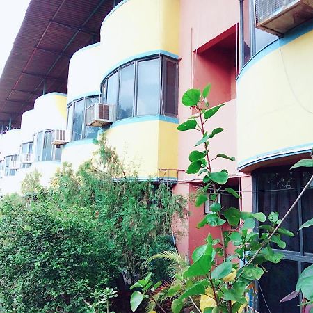 Hotel Sai Samrat Inn パンベル エクステリア 写真
